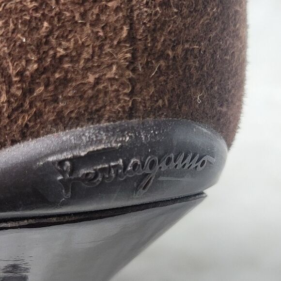 Salvatore Ferragamo Tanna Women's  Shoes Size 8 Brown Suede Kitten Heel - Picture 8 of 12